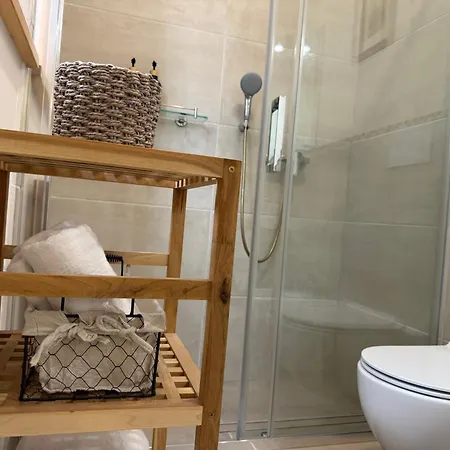 Affittacamere Gardart Garda - Charming & Nature Costermano
